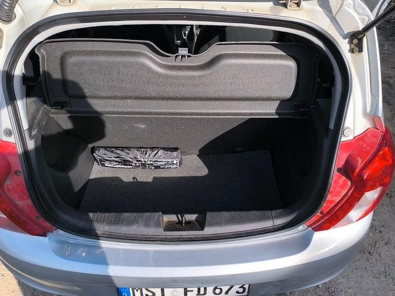 Second-hand Opel Karl Selection 75 CP (55 kW) 2015 Gri Hatchback