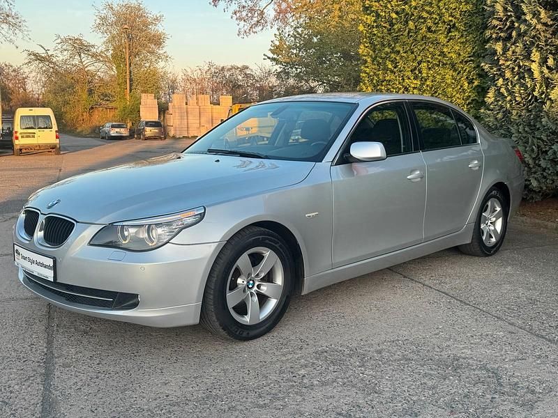 Gebraucht BMW 520 170 PS (125 kW) 2008 Silber Limousine