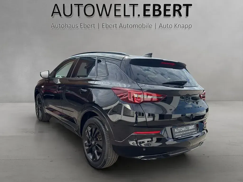 Gebraucht Opel Grandland X GS Line 131 PS (96 kW) 2022 Diamant schwarz/karbon schwarz SUV