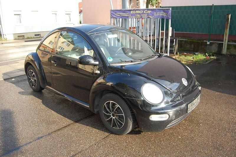 Gebraucht VW New Beetle 75 PS (55 kW) 2002 Schwarz Kleinwagen