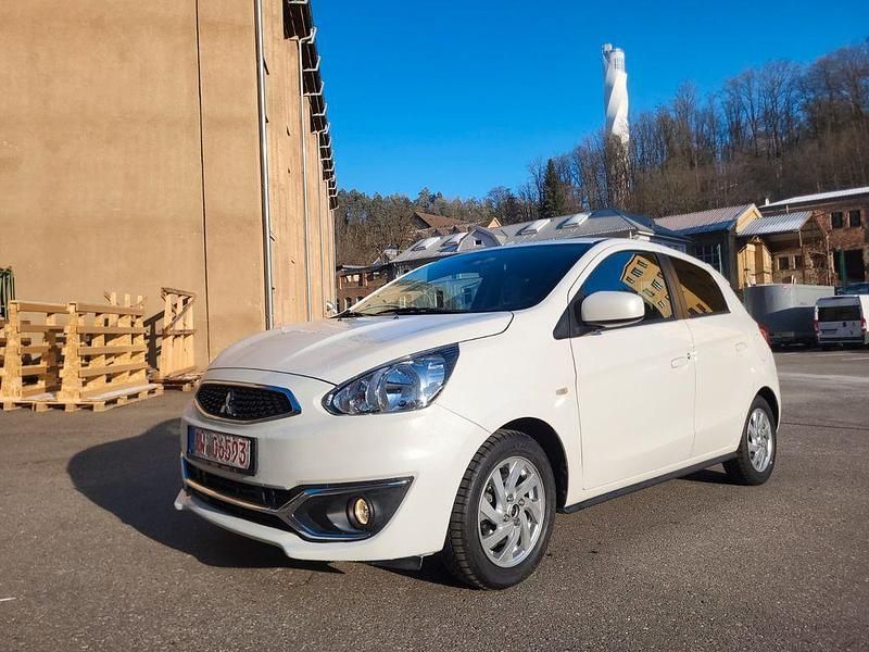 Gebraucht Mitsubishi Space Star Edition+ 80 PS (58 kW) 2016 Weiß Limousine