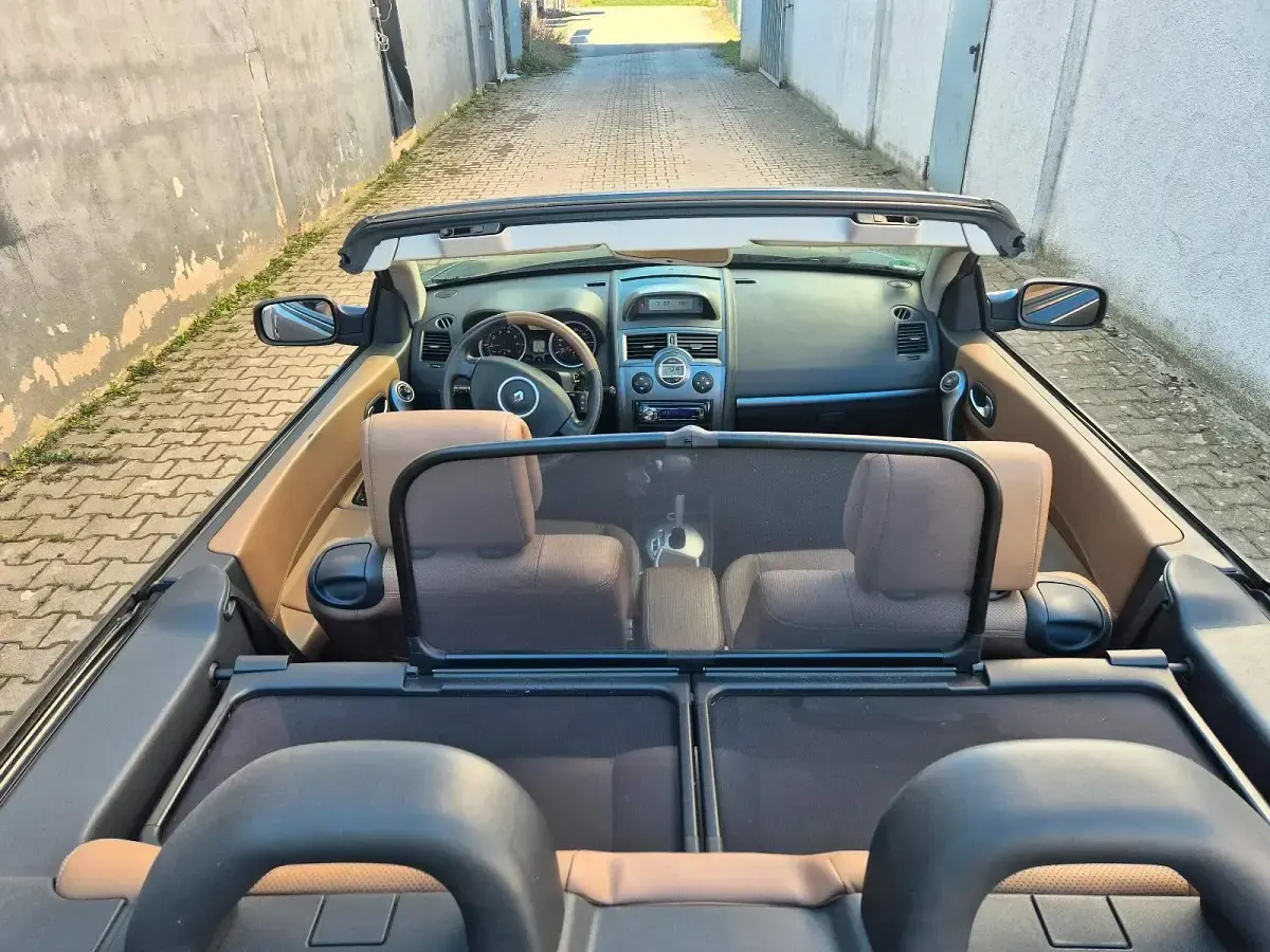 Gebraucht Renault Mégane II 135 PS (99 kW) 2006 Schwarz Limousine