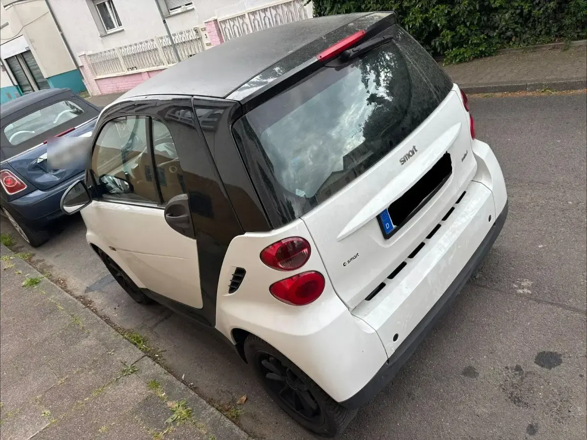 Usata Smart ForTwo Coupé 61 CV (44 kW) 2010 Bianco Coupé