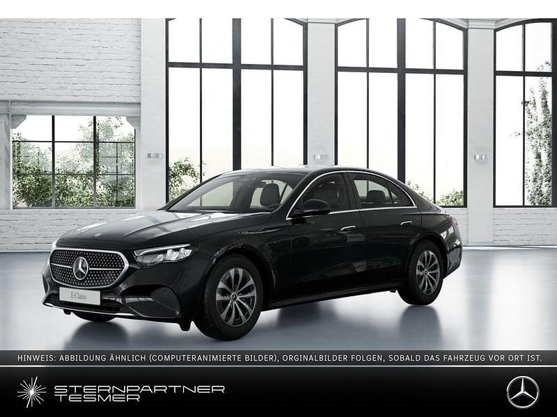 Gebraucht Mercedes E220 Avantgarde 197 PS (144 kW) 2024 Schwarz Limousine