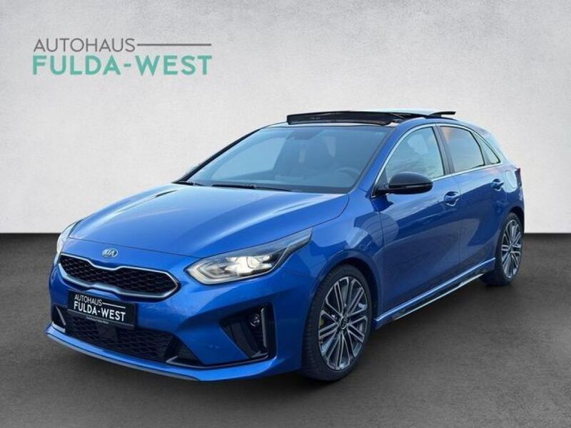 Blue flame metallic (metallic) Gebraucht 2019 Kia Ceed Limousine | 20.940 € (Teuer) - Bild 1/4