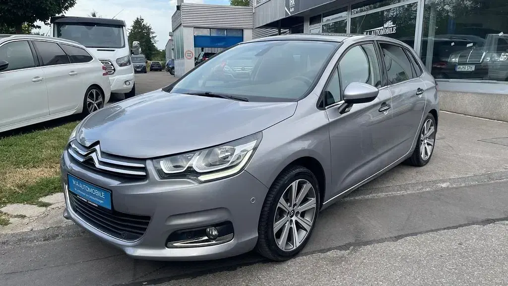 Gebraucht Citroën C4 Start 120 PS (88 kW) 2017 Grau Limousine