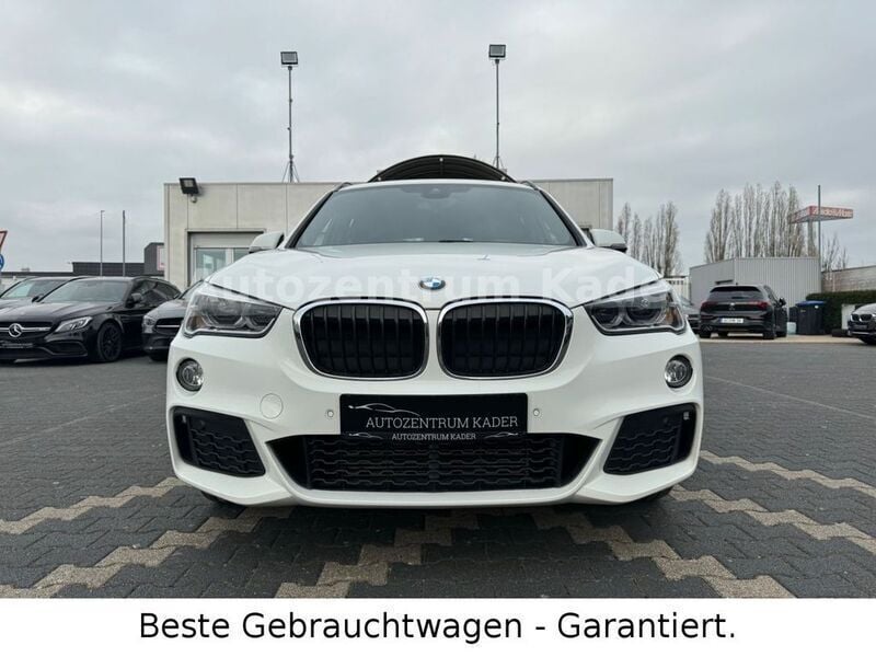 Alpinweiss 3 Gebraucht 2018 BMW X1 M Sport SUV | 17.900 € (Superpreis) - Bild 1/4