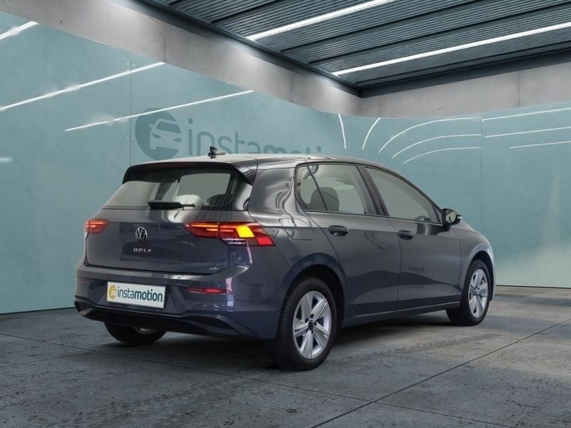 Gebraucht VW Golf VIII Pro 116 PS (85 kW) 2022 Grau Limousine