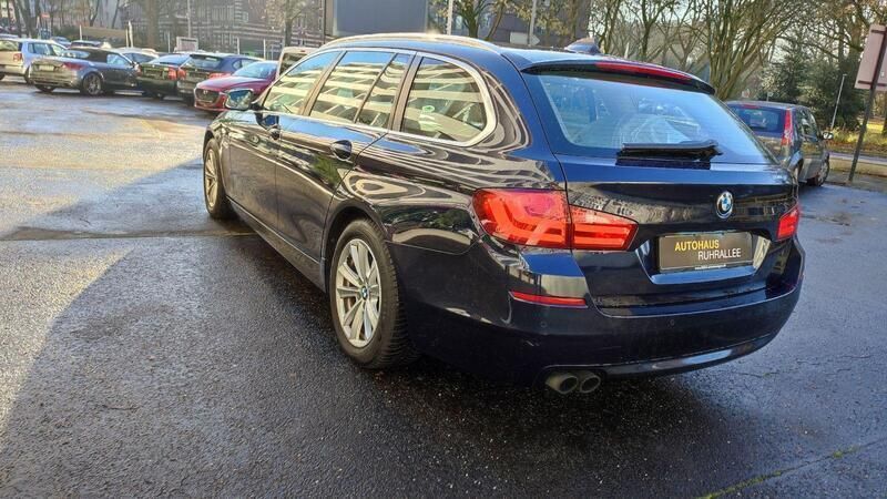 Gebraucht BMW 520 184 PS (135 kW) 2011 Blau Kombi