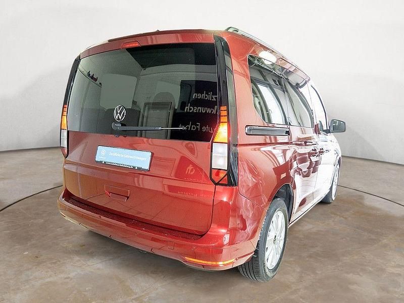 Gebraucht VW Caddy Life 116 PS (85 kW) 2024 Rot Van / Kleinbus