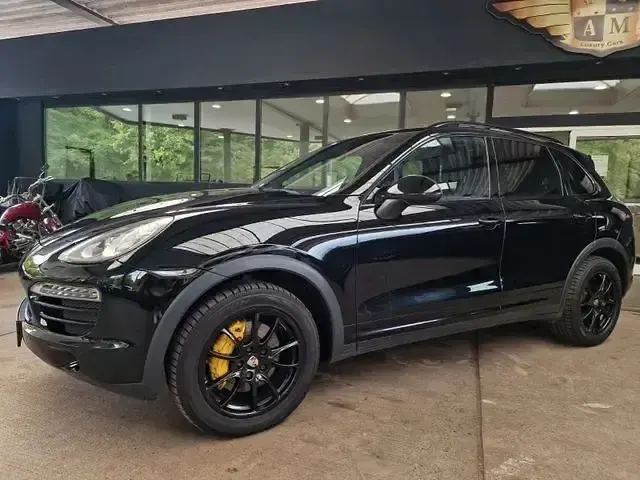 Gebraucht Porsche Cayenne 317 PS (233 kW) 2012 Schwarz SUV