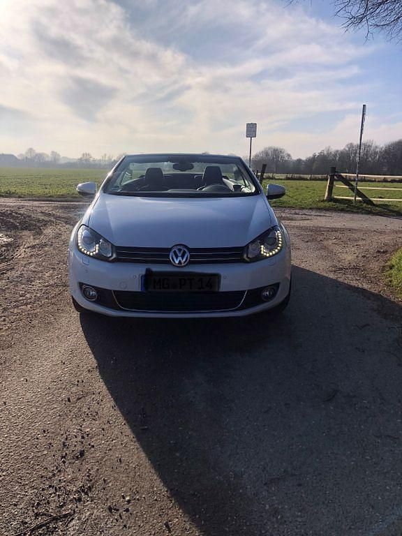 Gebraucht VW Golf 160 PS (117 kW) 2011 Weiß Cabrio