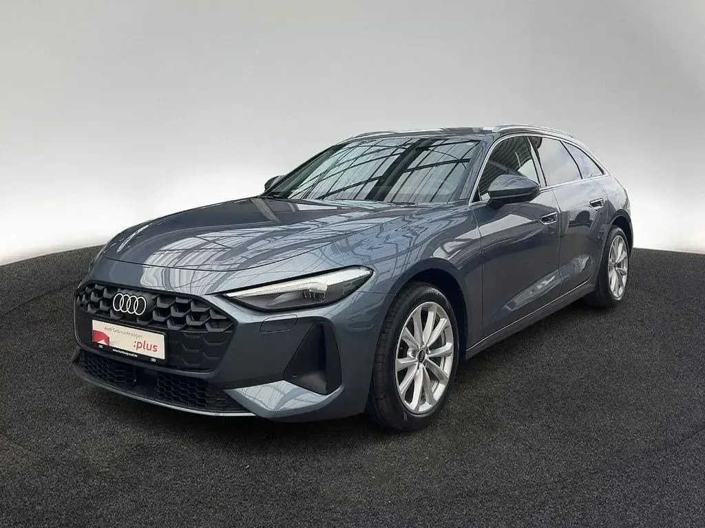 Second-hand Audi A5 Ambiente 204 CP (150 kW) 2025 Albastru Break