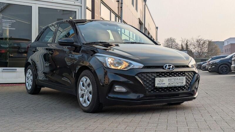 Schwarz Gebraucht 2019 Hyundai i20 Select Kleinwagen | 13.450 € (Etwas zu teuer) - Bild 1/4