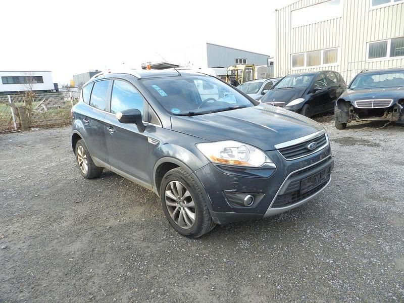 Grau Gebraucht 2010 Ford Kuga Titanium SUV | 4.300 € (Guter Preis) - Bild 1/4