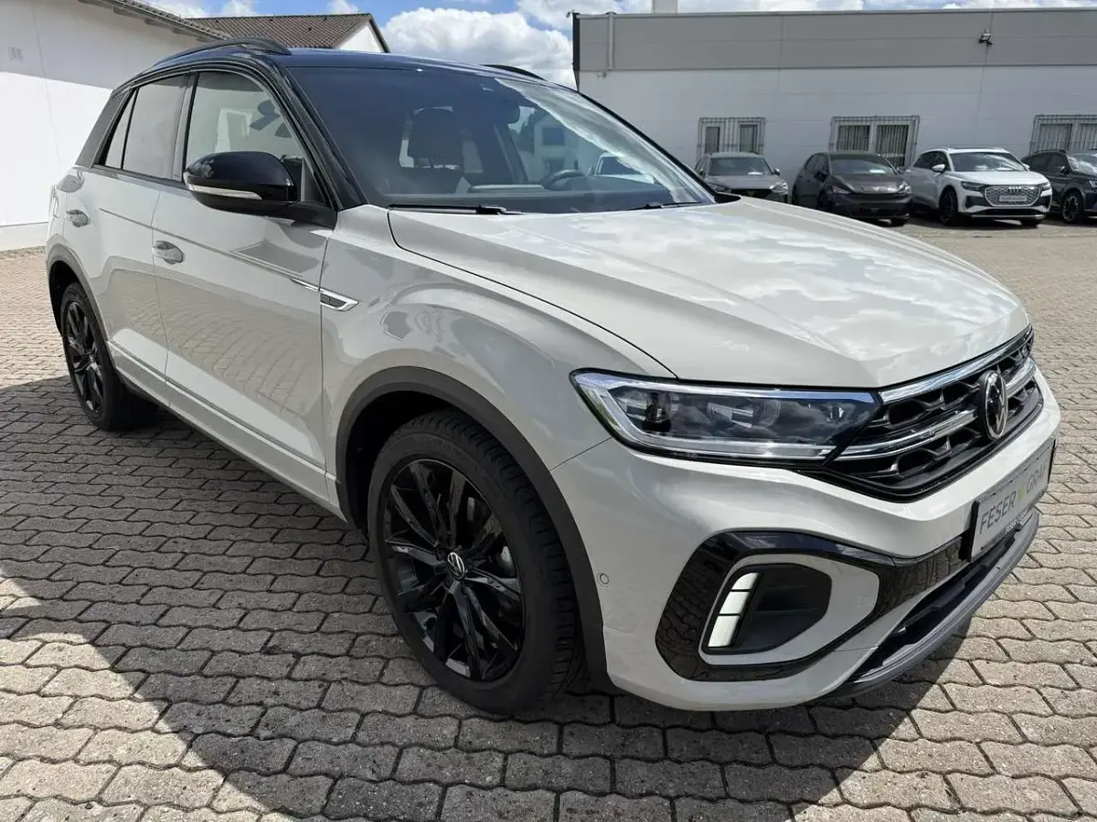 Gebraucht VW T-Roc R-line 110 PS (80 kW) 2024 Ascotgrau SUV