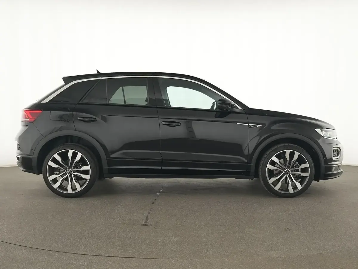 Gebraucht VW T-Roc R-line 150 PS (110 kW) 2022 Deep black SUV