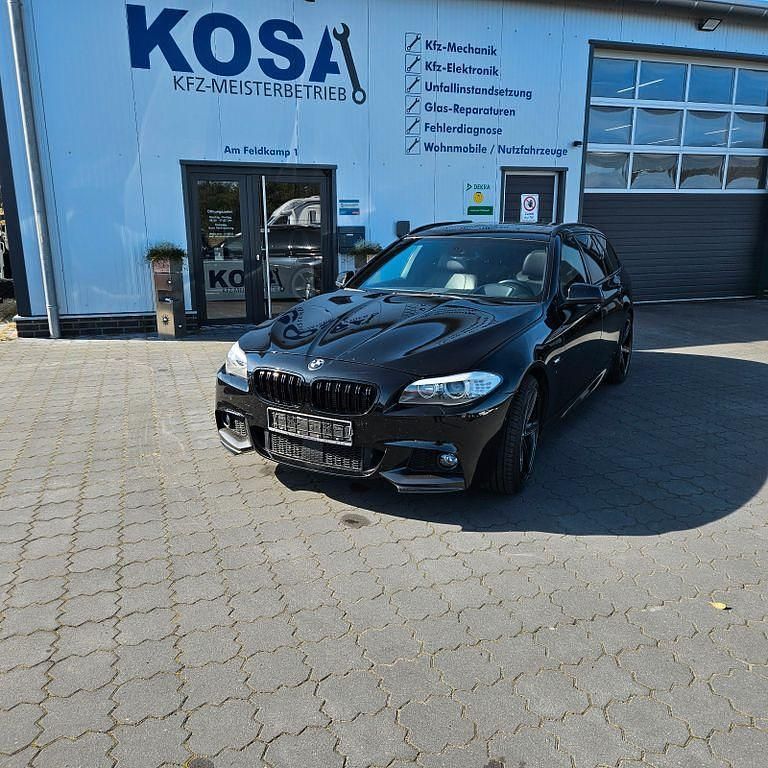Schwarz Gebraucht 2011 BMW 535 Shadowline Kombi | 13.499 € (Fairer Preis) - Bild 1/4