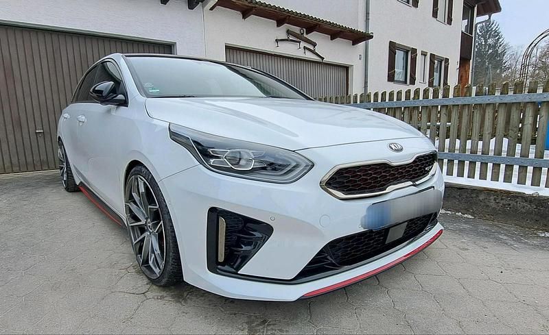 Gebraucht Kia ProCeed GT 228 PS (167 kW) 2020 Weiß Kombi