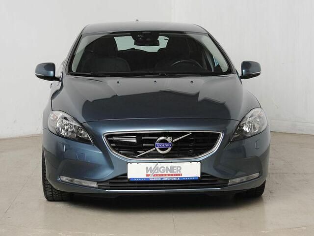 Gebraucht Volvo V40 Momentum 150 PS (110 kW) 2013 Blau Kombi
