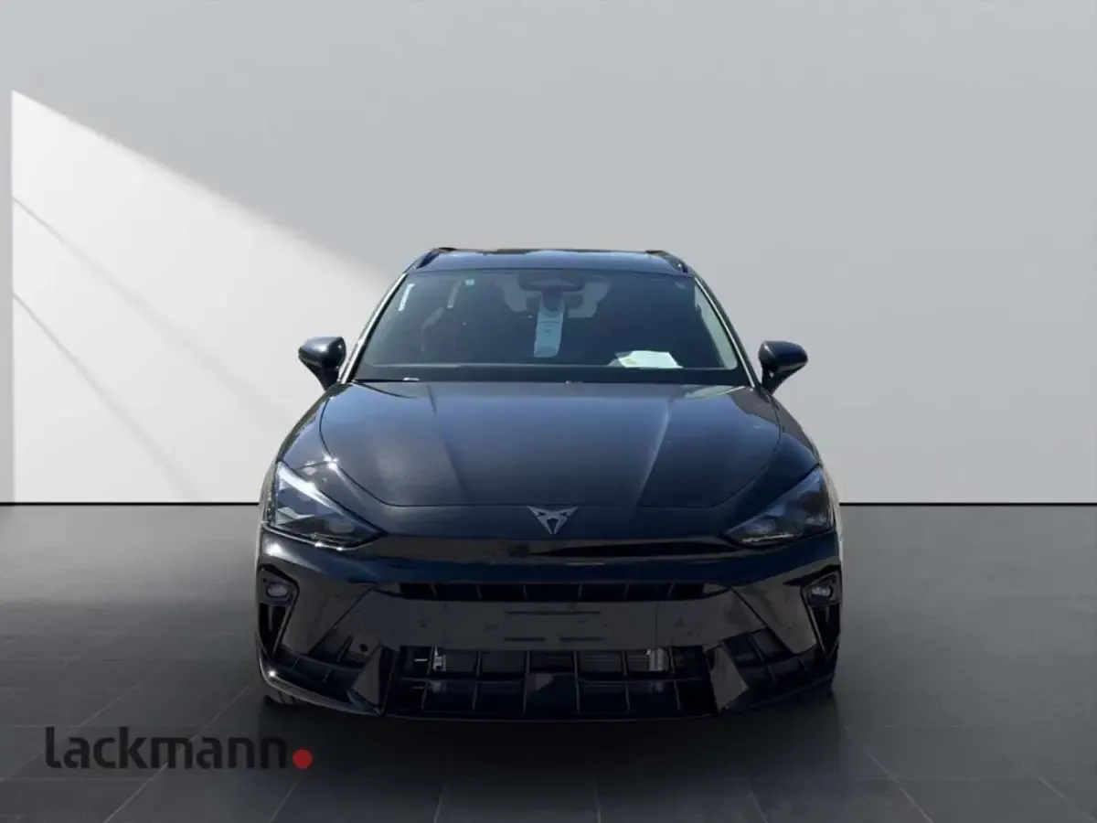 Nowe Cupra Leon VZ2 272 KM (200 kW) 2026 Czarny Kombi