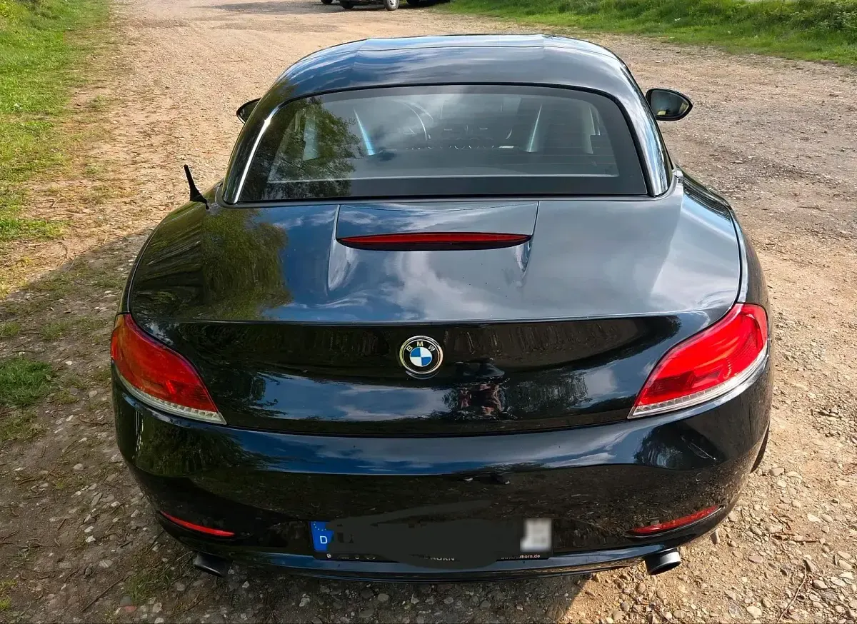 Gebraucht BMW Z4 Performance 306 PS (225 kW) 2009 Schwarz Cabrio