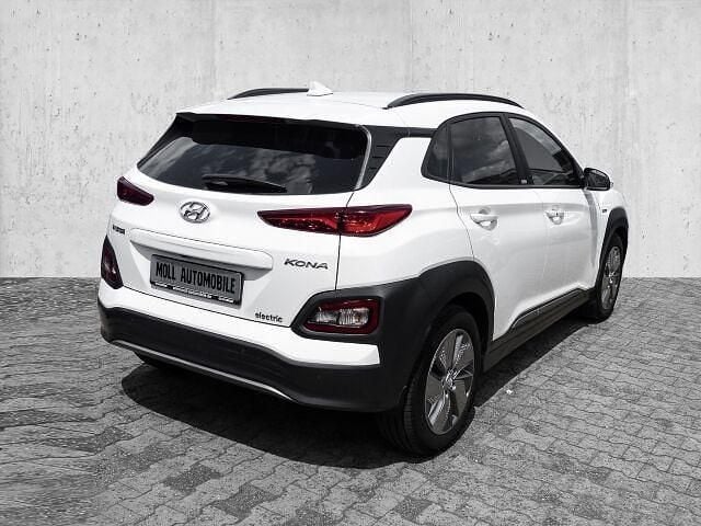 Gebraucht Hyundai Kona Premium 150 kW (204 PS) 2021 Polar white / sol SUV