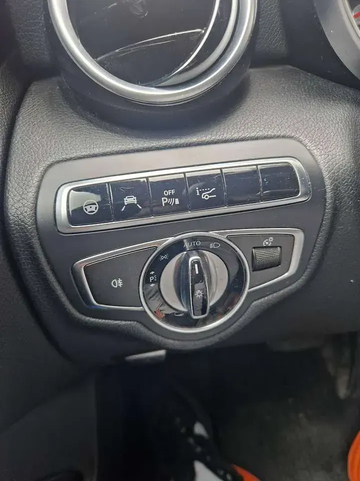 Second-hand Mercedes C220 170 CP (125 kW) 2015 Negru Break