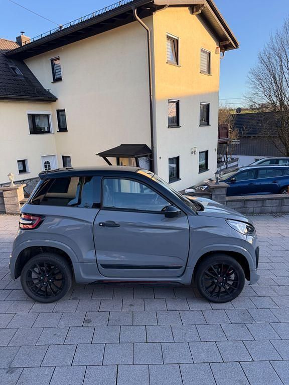 Gebraucht Ligier JS60 2024 Grau Kleinwagen