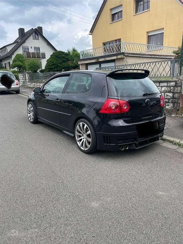Schwarz Gebraucht 2006 VW Golf V Limousine | 3.200 € (Guter Preis) - Bild 1/4