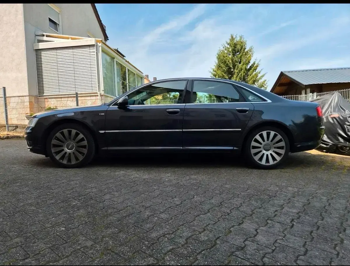 Gebraucht Audi A8 232 PS (170 kW) 2004 Violet Limousine
