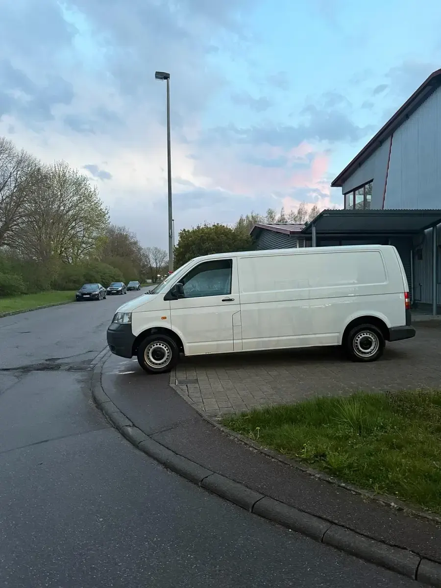 Gebraucht VW Transporter 131 PS (96 kW) 2008 Weiß Van
