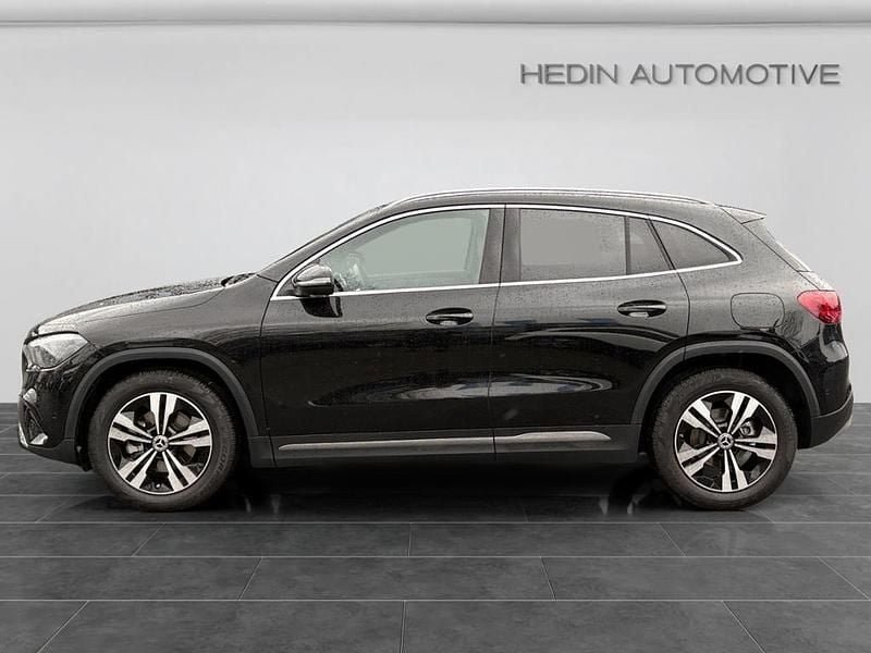 Gebraucht Mercedes GLA180 Progressive 136 PS (100 kW) 2024 Schwarz SUV