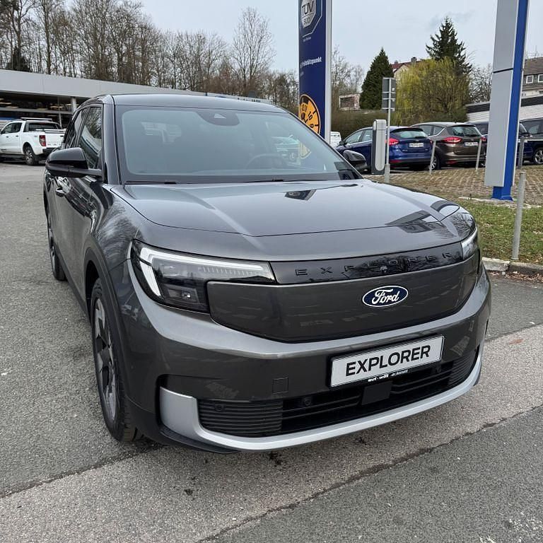 Neu Ford Explorer Premium 210 kW (286 PS) 2026 Grau SUV