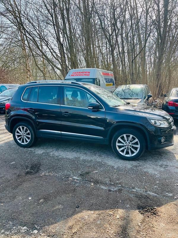 Gebraucht VW Tiguan 140 PS (102 kW) 2012 Schwarz SUV