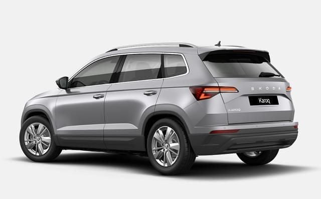 Brillantsilber metallic brillantsilber metallic Neu 2025 Skoda Karoq Selection SUV | 35.473 € (Guter Preis) - Bild 1/3