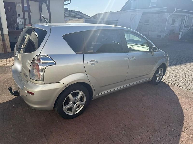 Gebraucht Toyota Corolla Verso 136 PS (100 kW) 2007 Silber Van / Kleinbus