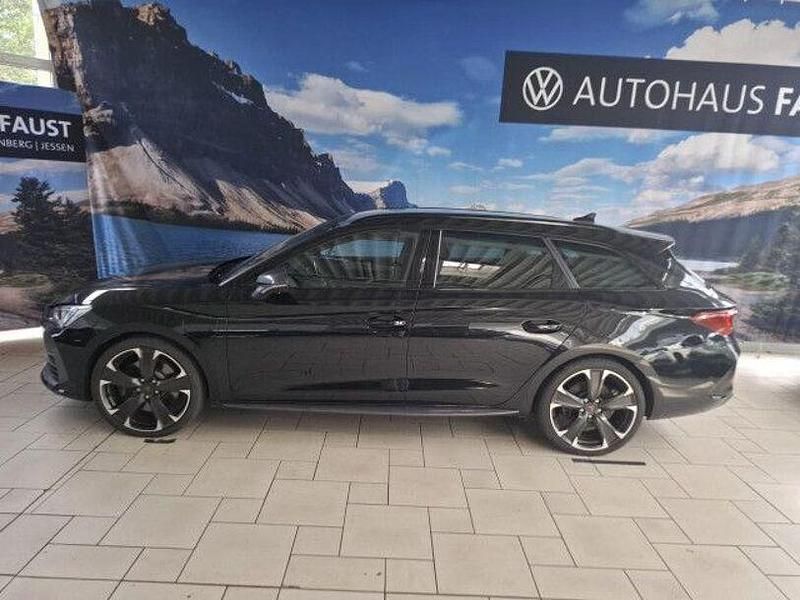 Gebraucht Cupra Leon VZ 245 PS (180 kW) 2022 Schwarz metallic Kombi
