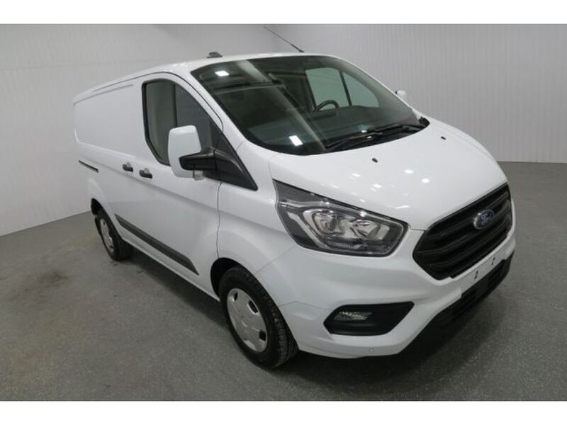 Gebraucht Ford Transit Custom 131 PS (96 kW) 2020 Frostweiß Van