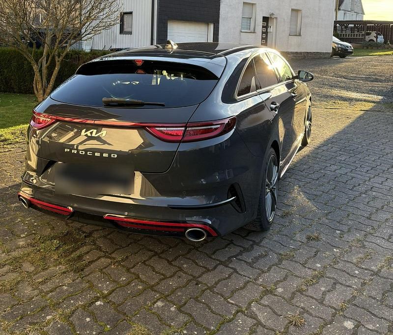 Gebraucht Kia ProCeed GT 204 PS (150 kW) 2022 Grau Kombi