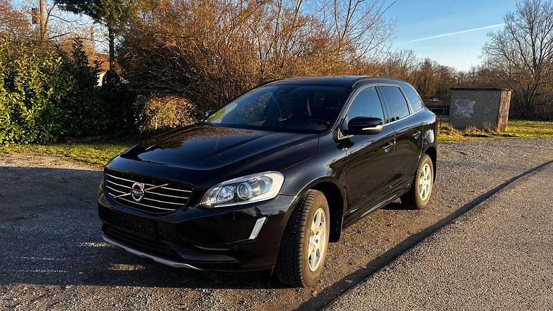 Gebraucht Volvo XC60 190 PS (139 kW) 2016 Schwarz SUV