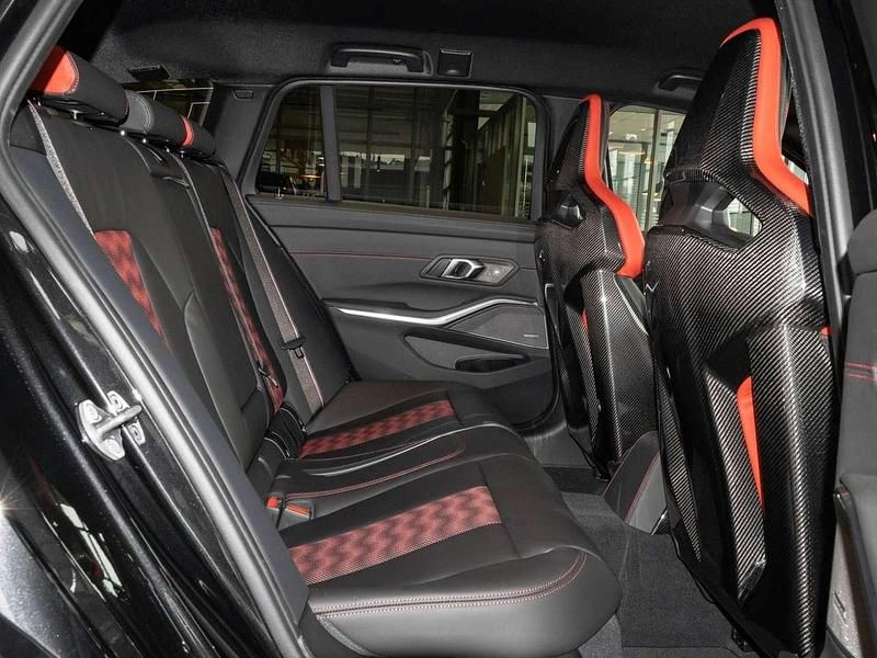 Neu BMW M3 Performance 551 PS (405 kW) 2026 Black sapphire Kombi