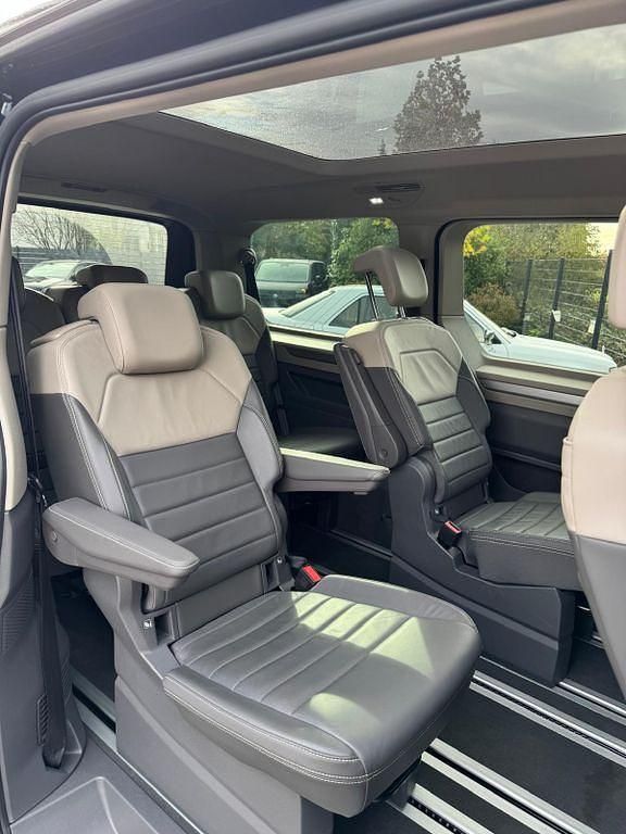 Gebraucht VW Multivan 150 PS (110 kW) 2024 Schwarz Van