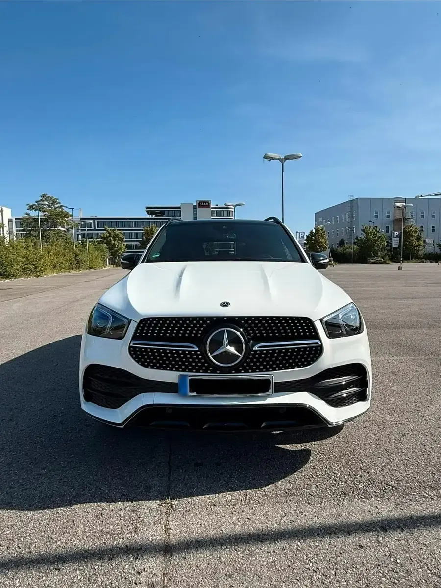 Gebraucht Mercedes GLE300 AMG 292 PS (214 kW) 2023 Weiß SUV