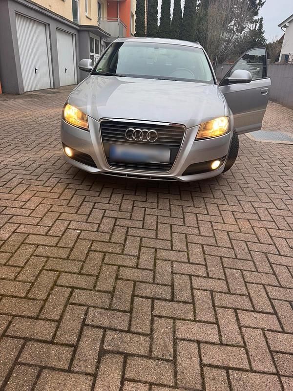 Używany Audi A3 125 KM (91 kW) 2010 Srebrny Hatchback