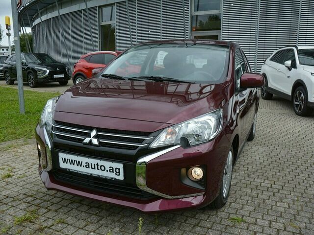 Second-hand Mitsubishi Space Star Select 71 CP (52 kW) 2023 Roșu Berlinǎ