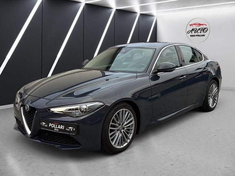 Gebraucht Alfa Romeo Giulia Super 179 PS (131 kW) 2016 Grau Limousine