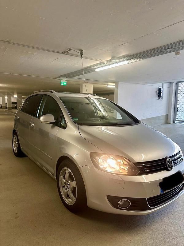 Silber Gebraucht 2012 VW Golf Plus Cross Van / Kleinbus | 6.200 € (Teuer) - Bild 1/4