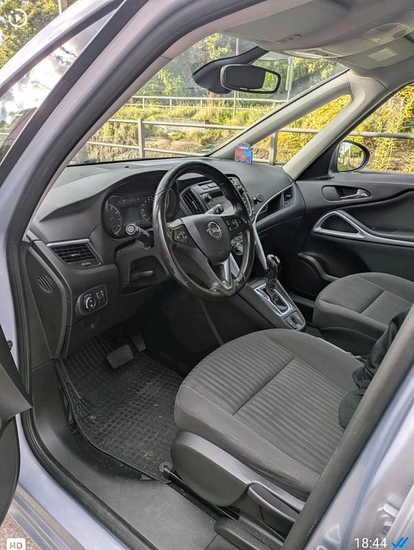 Gebraucht Opel Zafira Tourer 140 PS (102 kW) 2017 Silber Van / Kleinbus