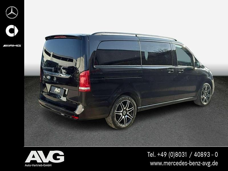 Gebraucht Mercedes V300 Exclusive 237 PS (174 kW) 2022 Obsidianschwarz Van / Kleinbus